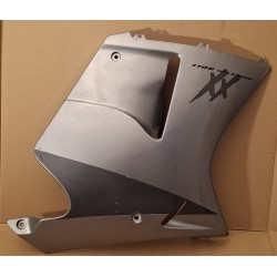 Carénage latéral inférieur droit de HONDA CBR 1100 XX